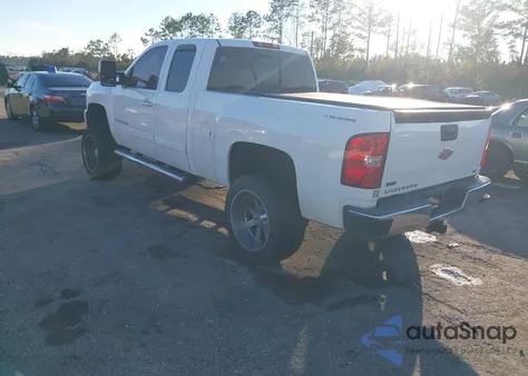 2008 Chevrolet Silverado 1500 Ltz z USA, uszkodzony, nr VIN 1GCEC19018Z107412